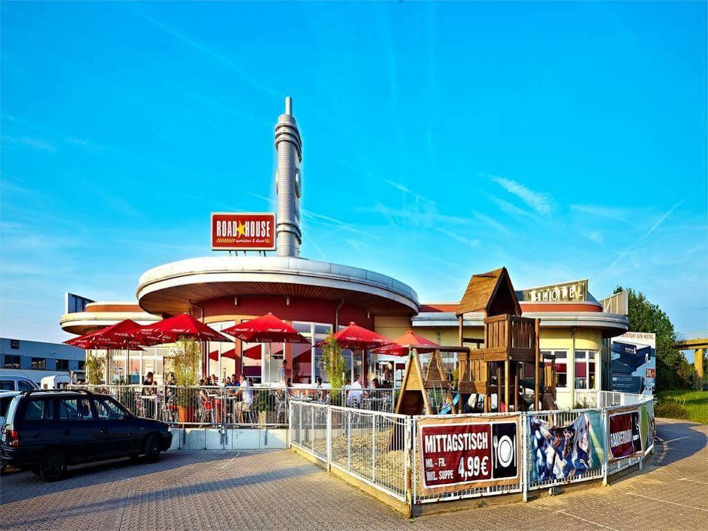 Road House Hotel Paderborn Exteriör bild